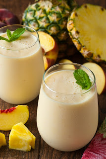fresh-pineapple-peach-smoothie